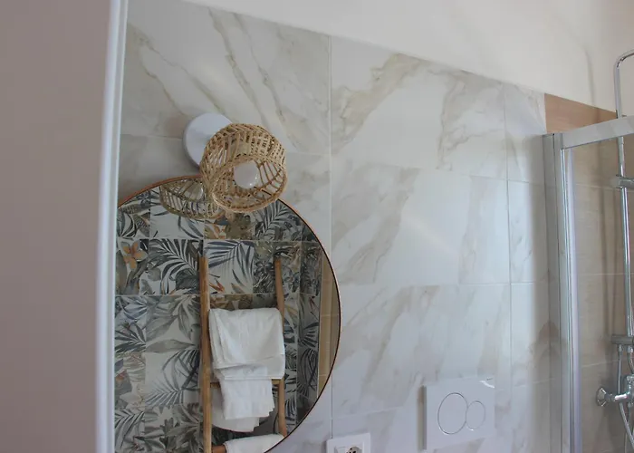 فندق مبيت وإفطار Bariairport