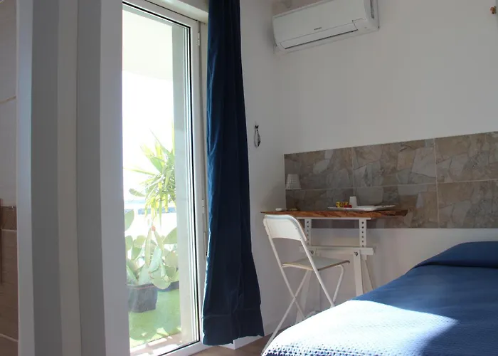 Bed and Breakfast Bariairport 3*